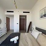 Modern & Smart 1Br W Stylish Interiors In Jvc