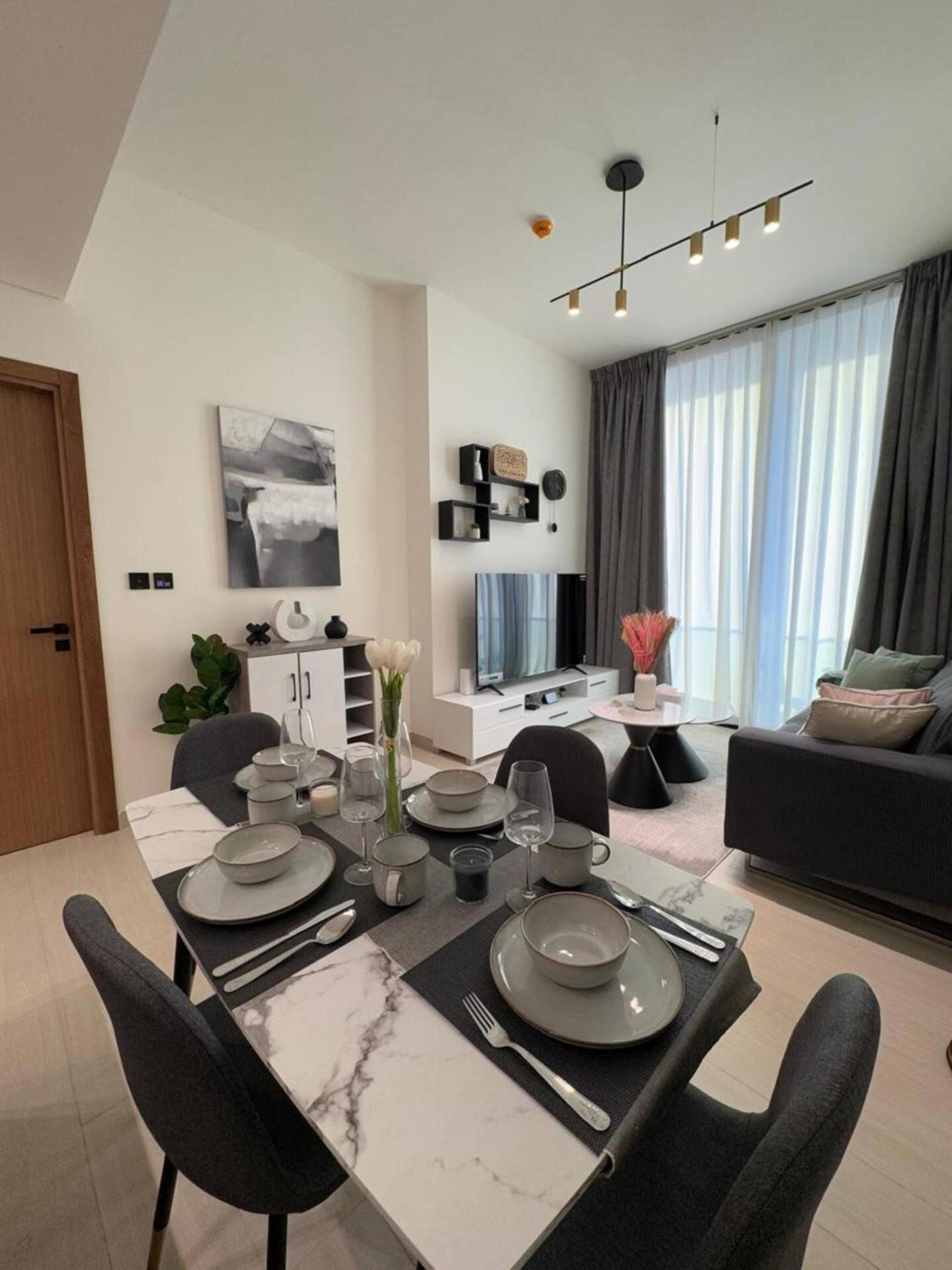 Apartment Modern & Smart 1br W Stylish Interiors In Jvc *