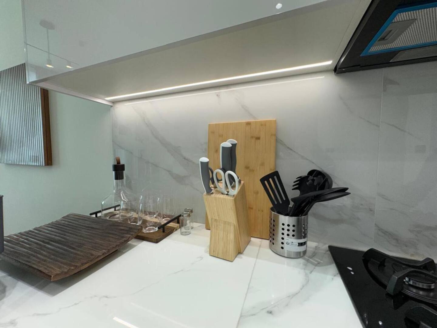 Apartment Modern & Smart 1br W Stylish Interiors In Jvc Dubai